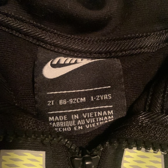 Nike toddler black tracksuit size 2T - Picture 4 of 4